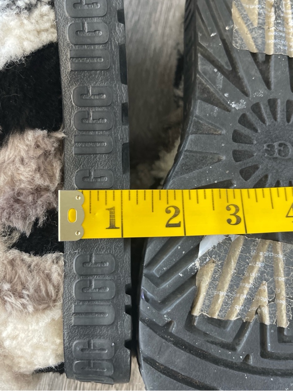 UGG Plush Shearling Slide Sandal in Black and gray - Picture 8 of 9